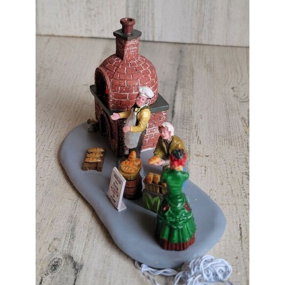 Lemax Bread bakers light up Village accessory Xmas - Picture 6 of 8
